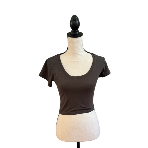 Tops - COPY - Crew Neck Basic Cropped Tee